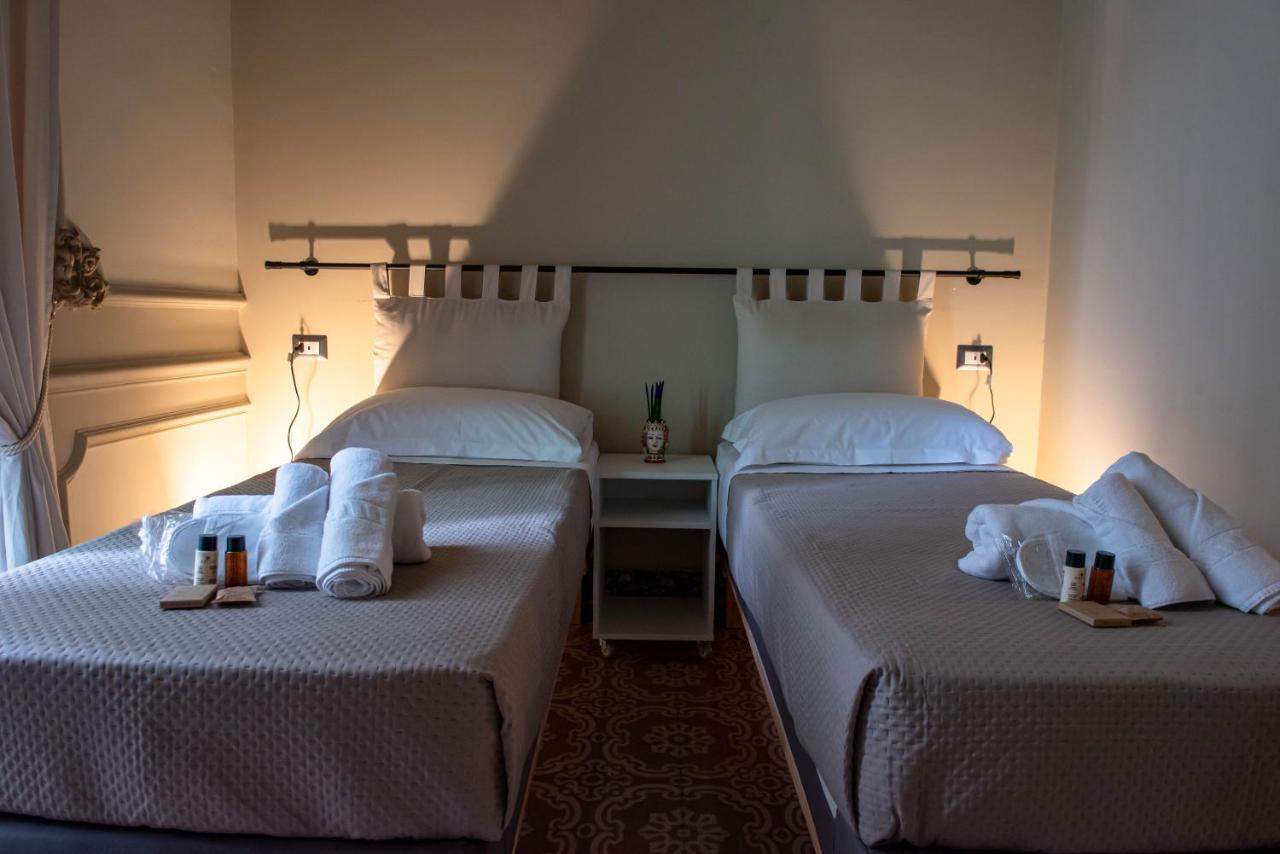 Epoque Bed And Breakfast Μεσίνα Εξωτερικό φωτογραφία